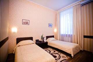 Отель City Club Отель Харьков Стандартный двухместный номер с 2 отдельными кроватями-4